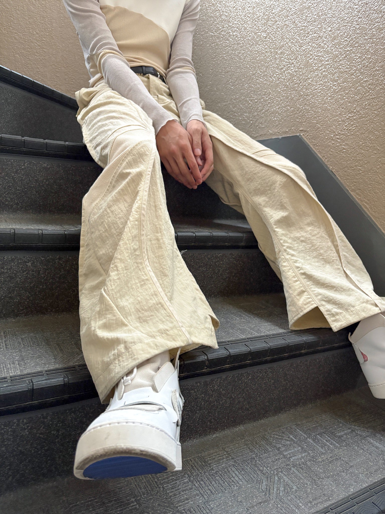 カーブパンツ - ベージュ – BALMUNG