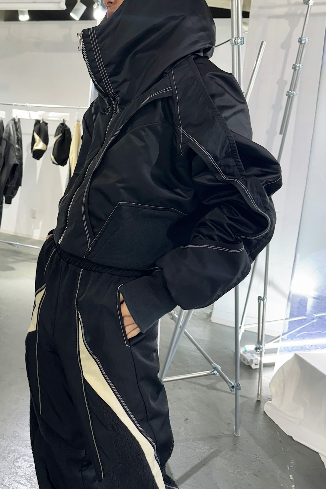 重ねショートフーディ - Black