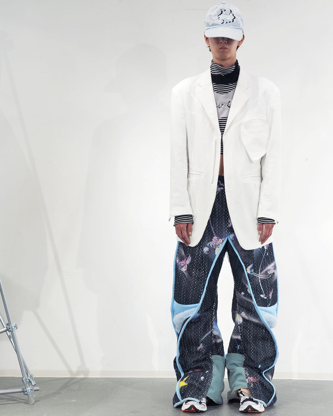 グラフィックパフカーブパンツ ブラック