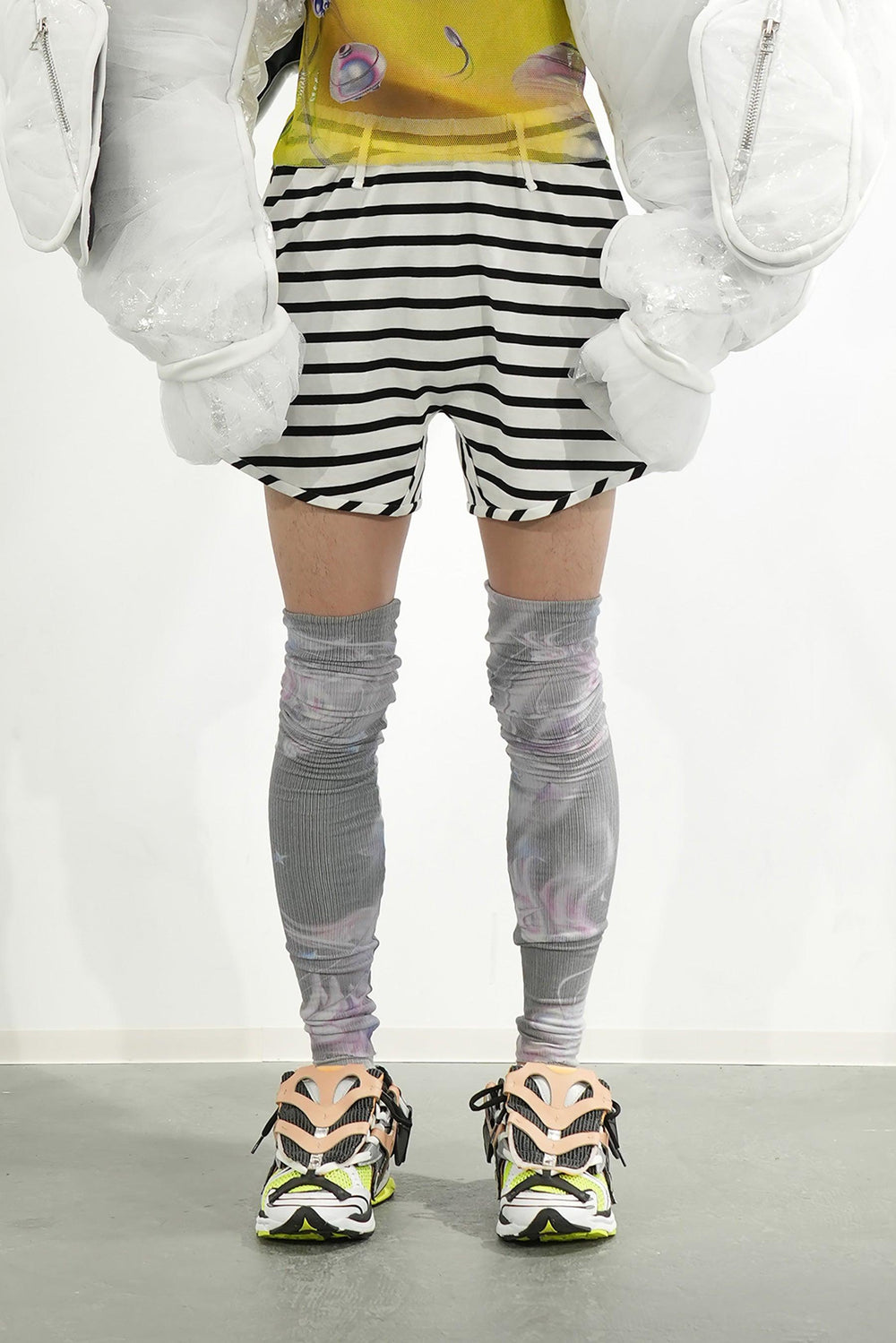 Border Shorts - White Border