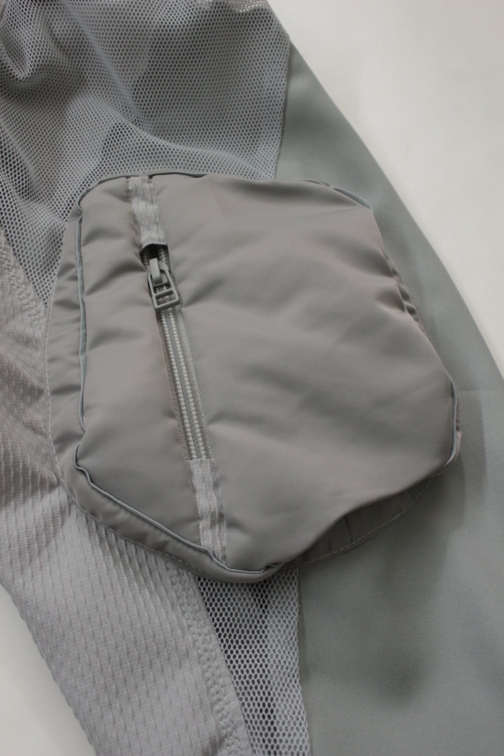 重ねハイネックビッグパーカー (AIR-C) - Grey – BALMUNG