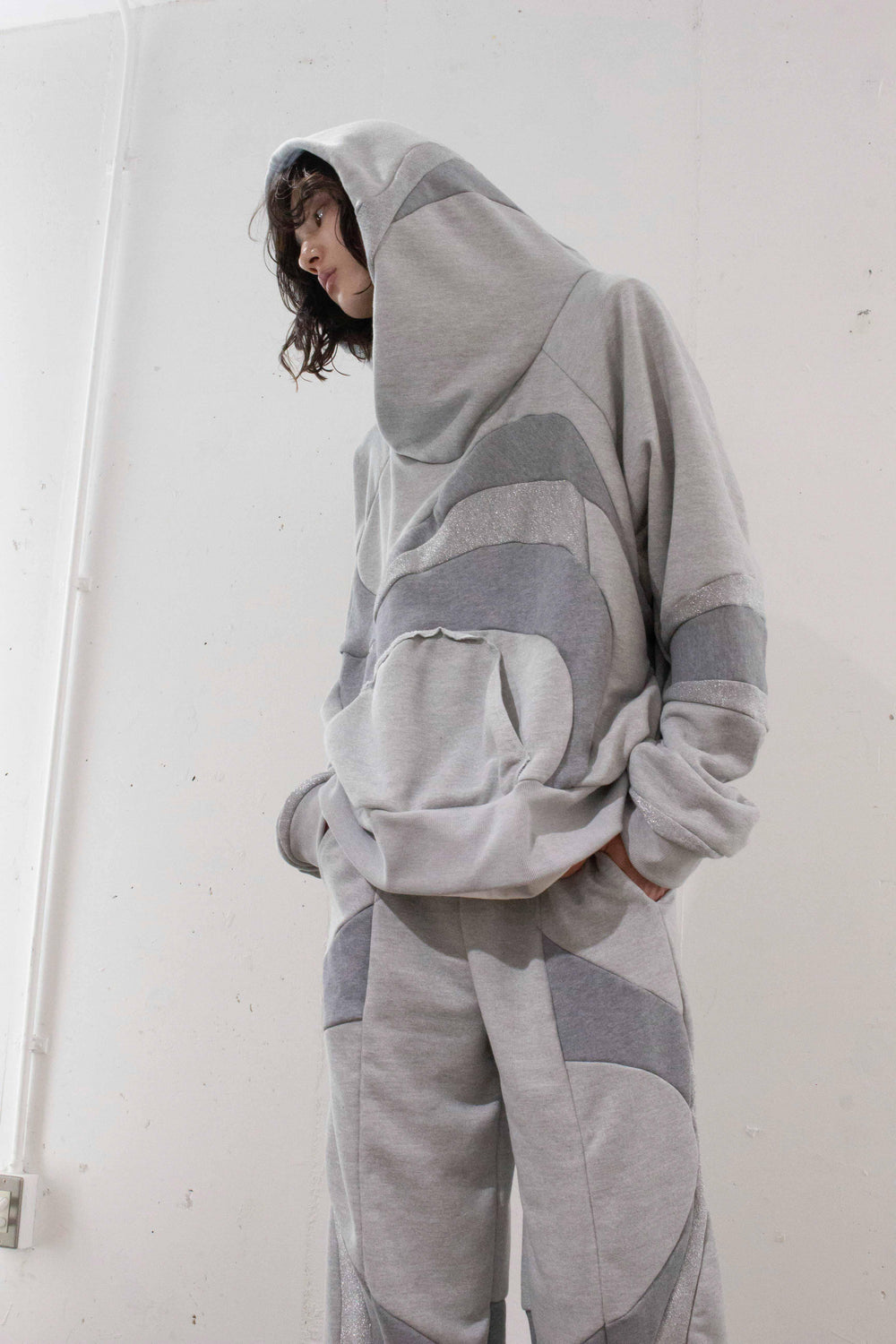 FLOW cross hoodie - Grey