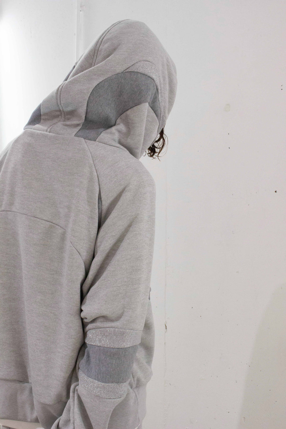 FLOW cross hoodie - Grey