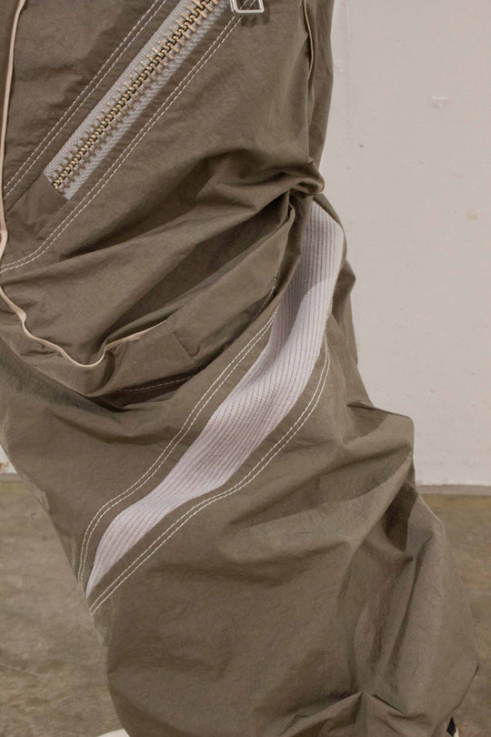 [Not disclosed] Neutral pants (POCKET) - Khaki