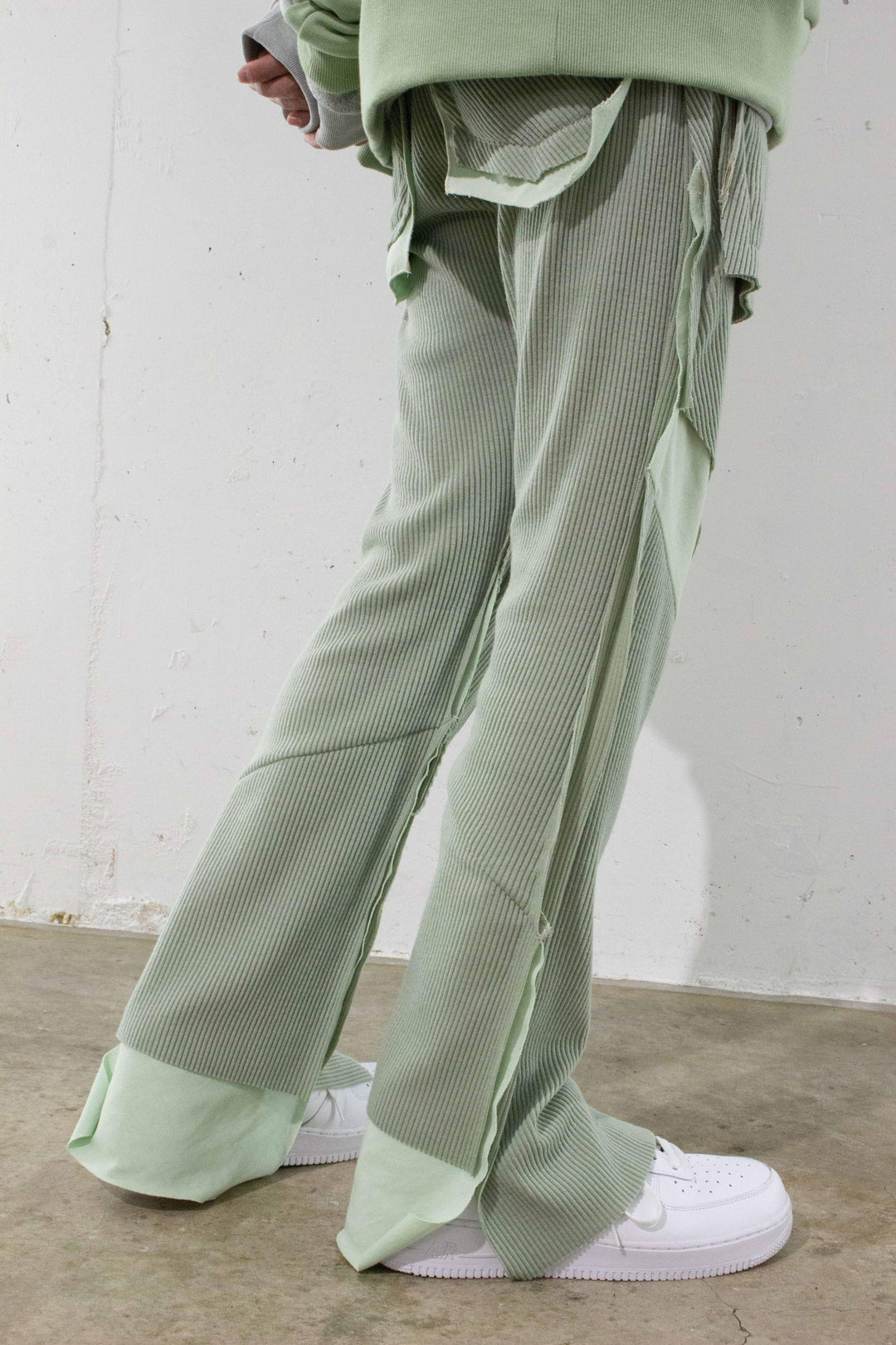 Double layer slit pants （Warm knit） - Green