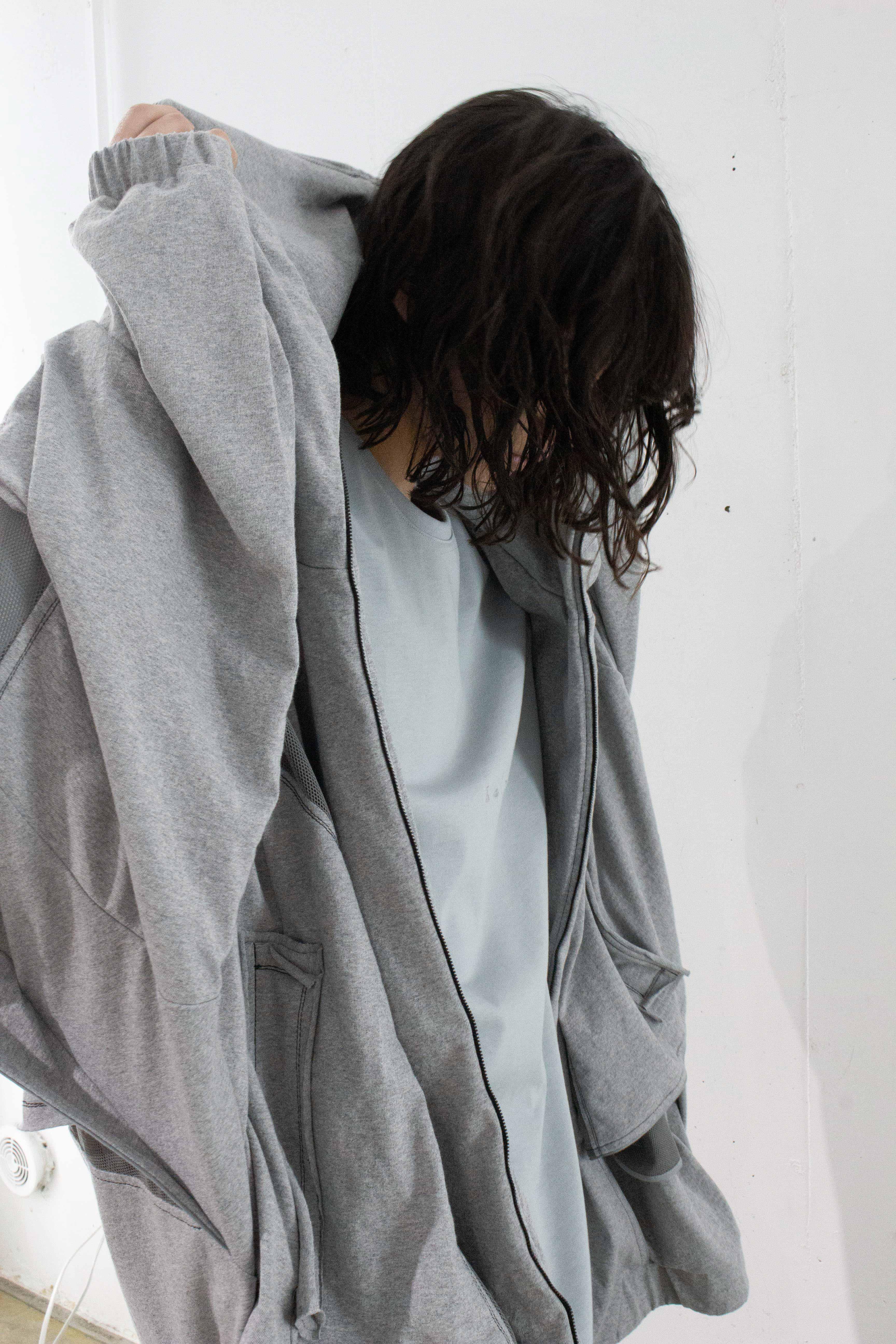 重ねハイネックビッグパーカー(AIR) - ヘザーグレー – BALMUNG