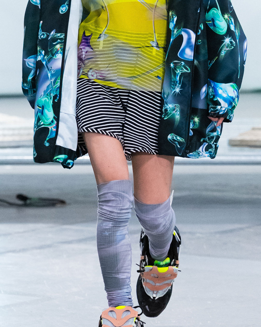 Border Shorts - Black Border