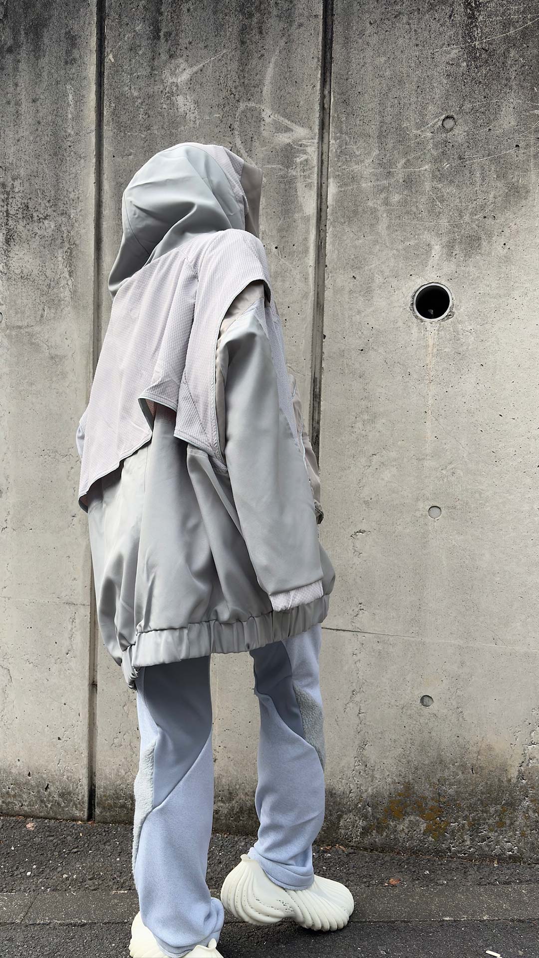 重ねハイネックビッグパーカー (AIR-C) - Grey – BALMUNG