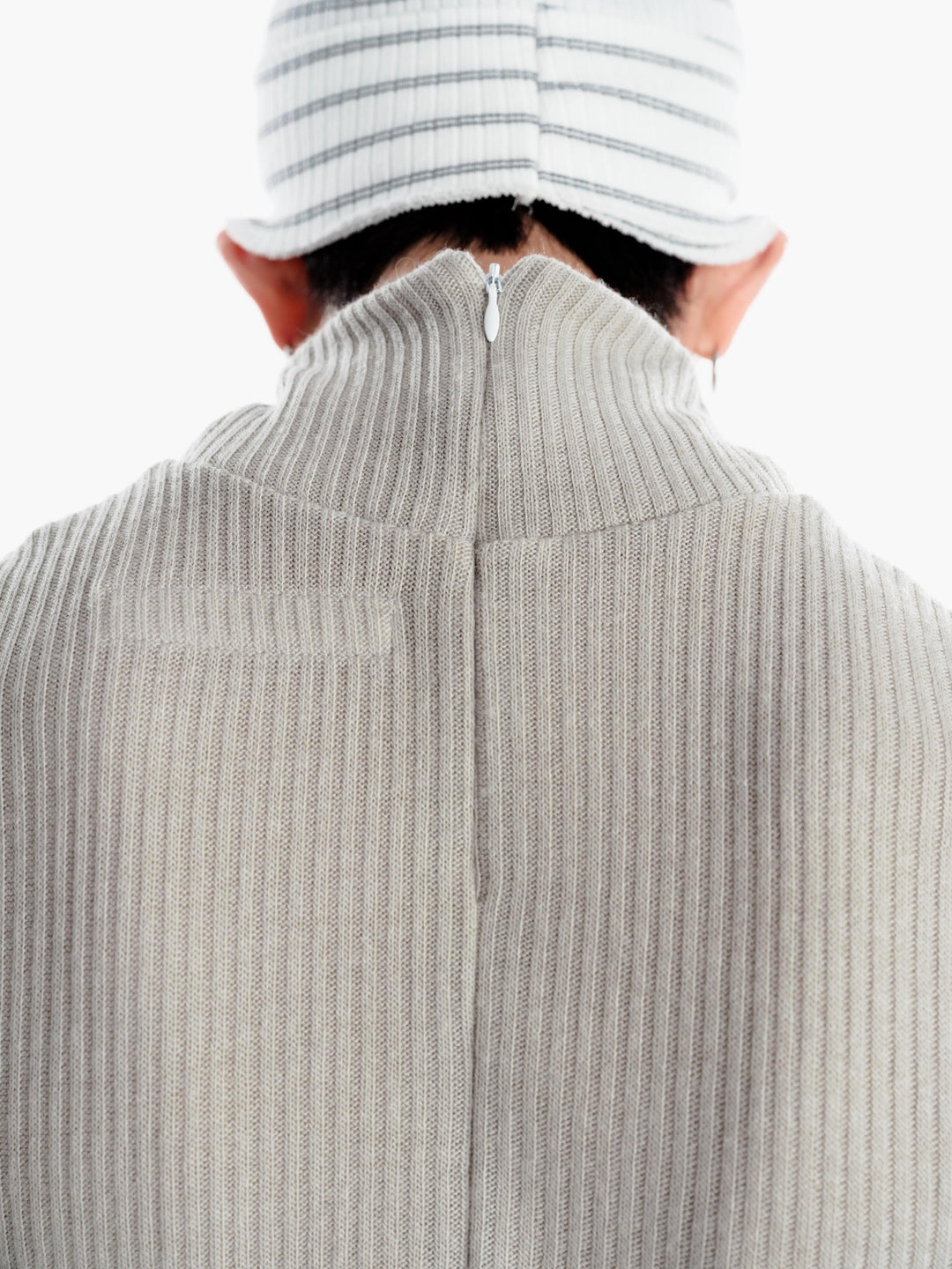 Slash Shoulder Mixed Knit - Gray