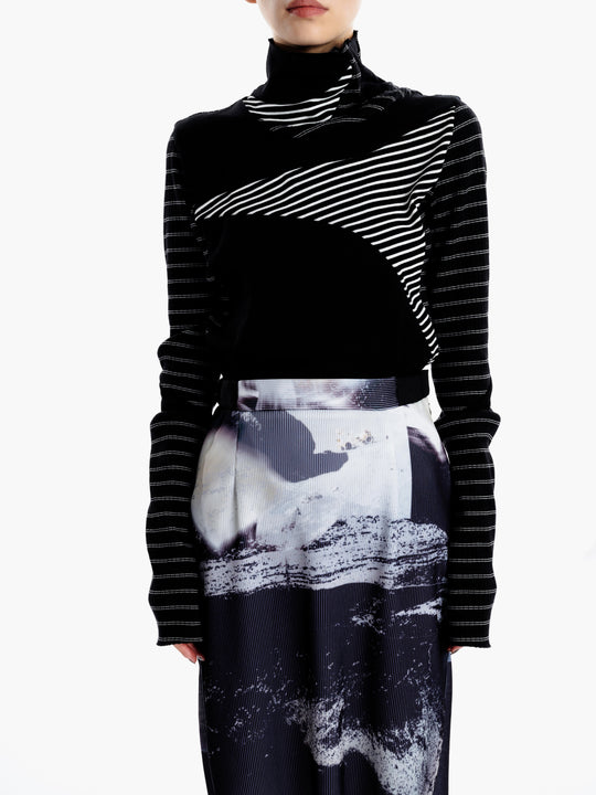 Graphic Skirt - Moon Black Pattern