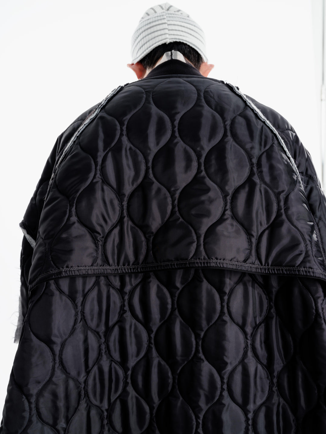 Layered quilted long coat - Black